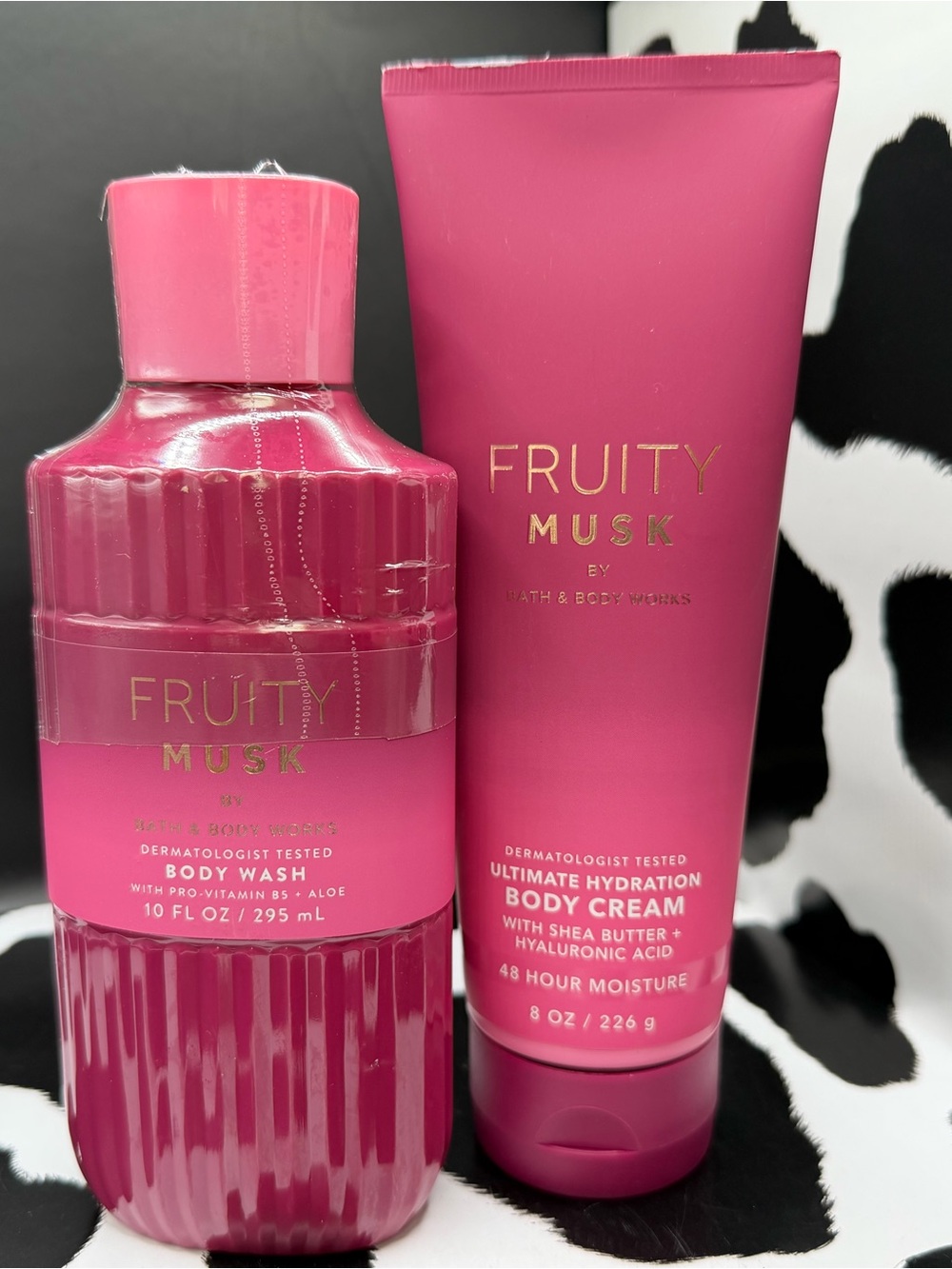 Bath & Body Works Fruity Musk Hydrating Body Cream & Body Wash - Pink